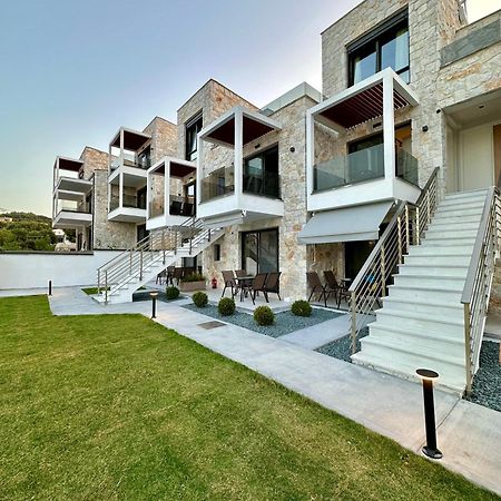 Rigas Boutique Rooms Pefkochori Exterior photo