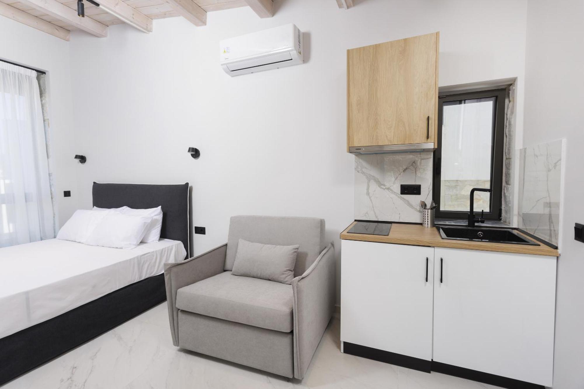 Rigas Boutique Rooms Pefkochori Exterior photo