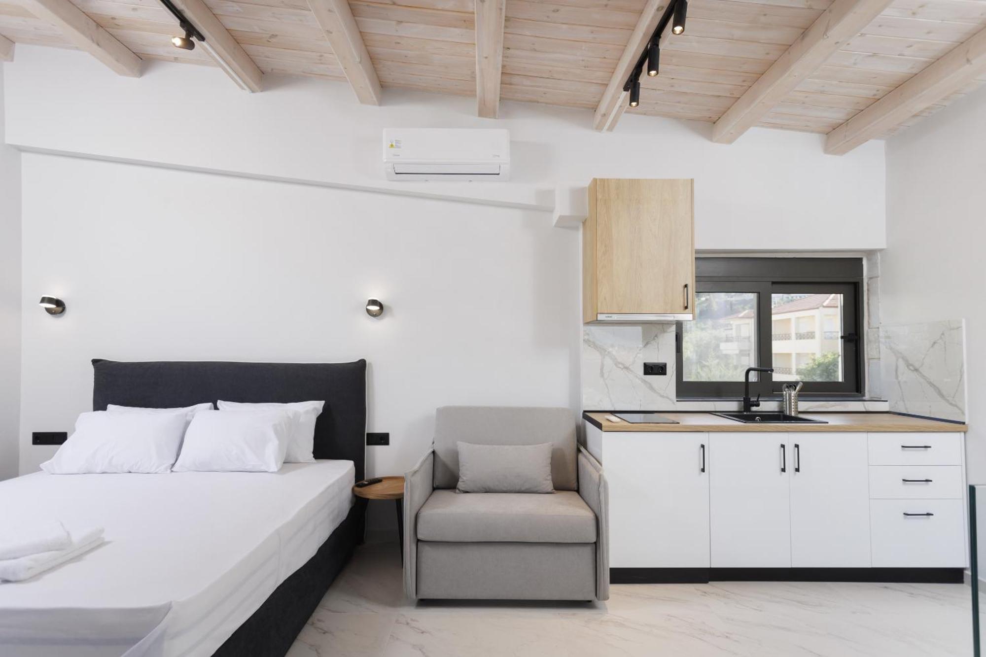 Rigas Boutique Rooms Pefkochori Exterior photo