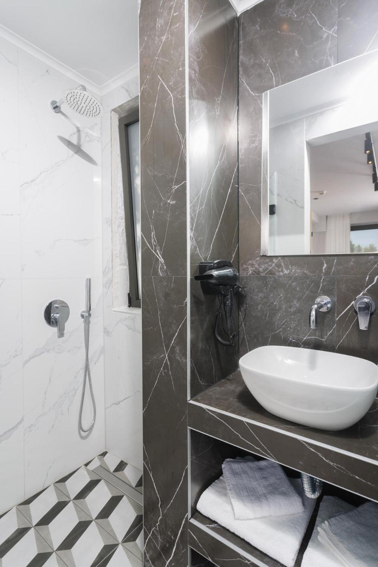 Rigas Boutique Rooms Pefkochori Exterior photo