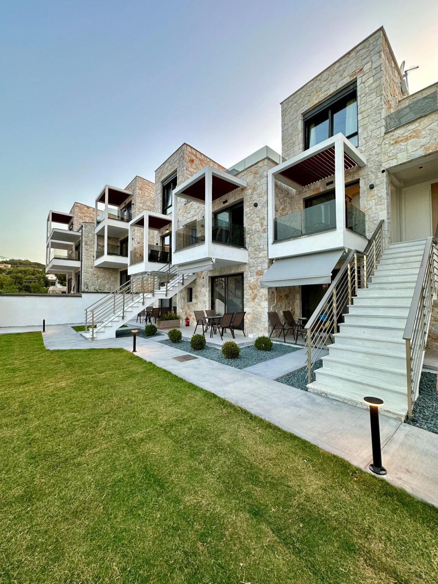 Rigas Boutique Rooms Pefkochori Exterior photo
